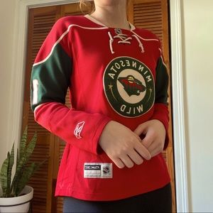 Vintage Minnesota Wild Women’s hockey jersey size small